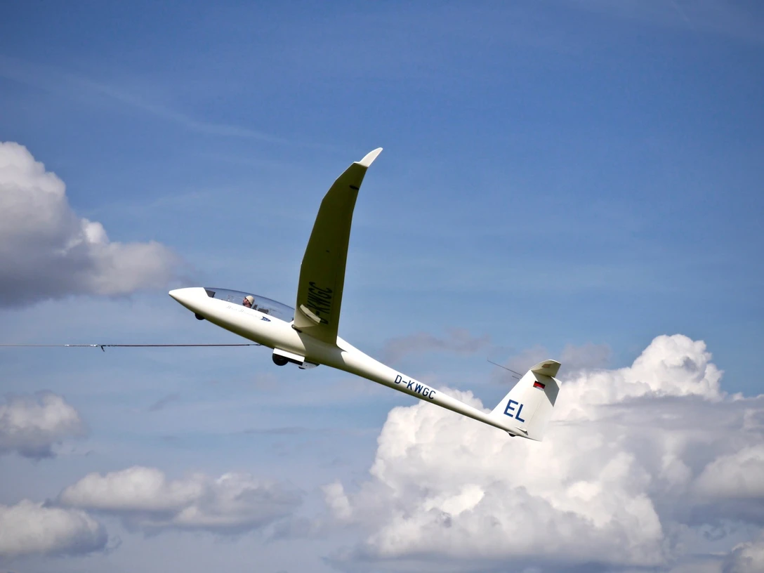 Segelflugzeug im Windenstart