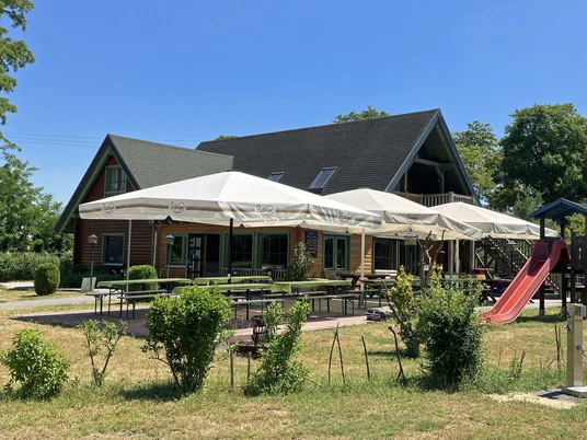 Restaurant auf dem Seecamp am Oderbruch
