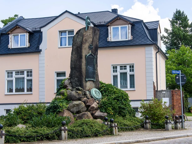 Kriegerdenkmal am Zickenplatz