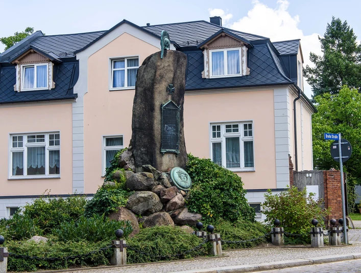 Kriegerdenkmal am Zickenplatz