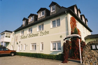 Hotel Gasthof "Goldener Hahn"