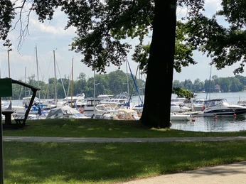 Blick auf die Saarow Marina