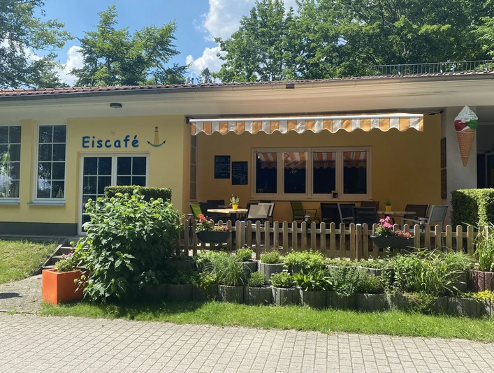 Eiscafé Saarow Marina