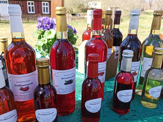 Frucht- und Obstweine von "Aus Liebe zum Obst"