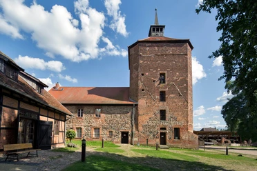 Bergfried Burg Beeskow