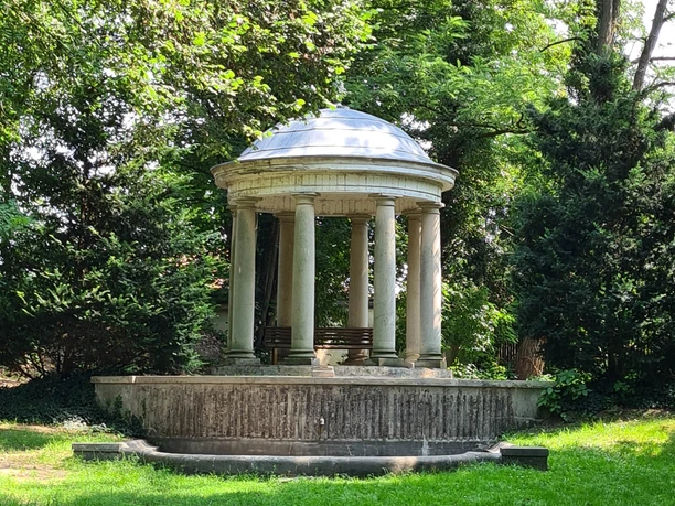 Pavillon im Schlosspark Blankensee