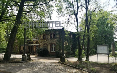 Landhotel "Gustav" in Beelitz-Heilstätten