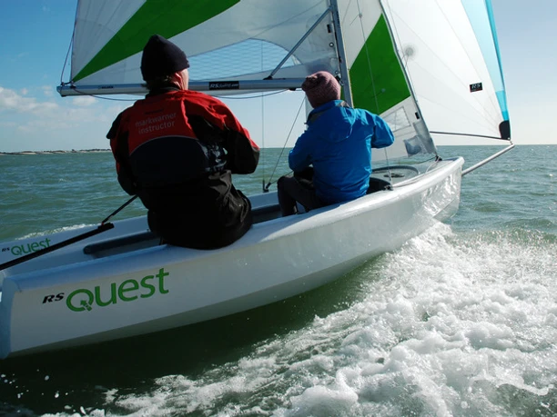 Sportbootschule Bollmannsruh - Segeln mit der modernen RS Quest