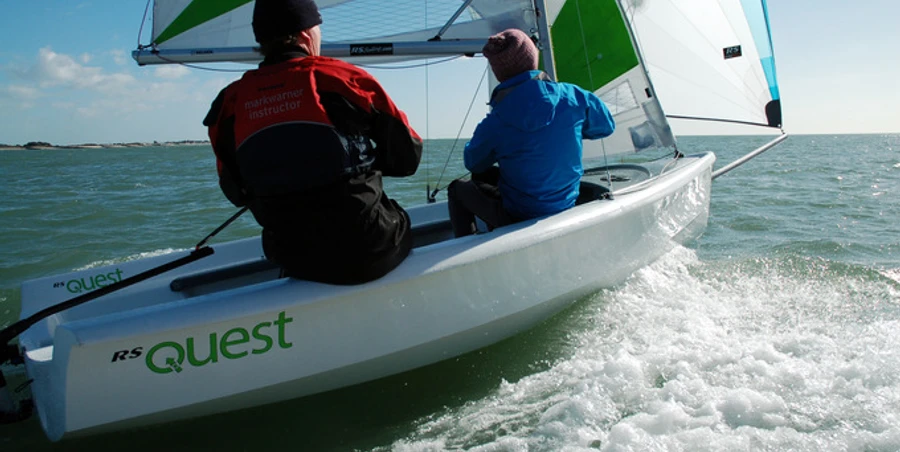 Sportbootschule Bollmannsruh - Segeln mit der modernen RS Quest