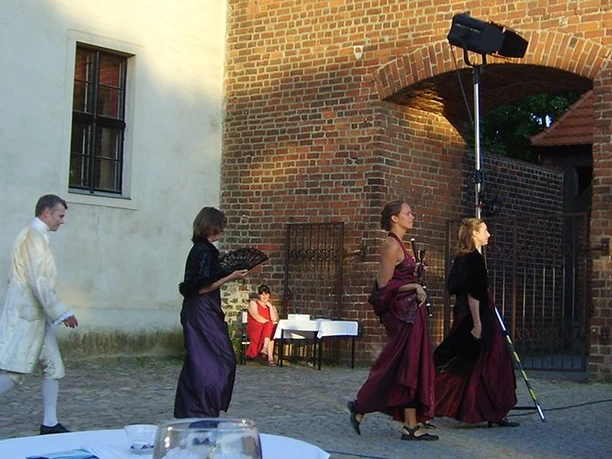 Tourist-Information Friedland - Veranstaltung auf dem Burghof
