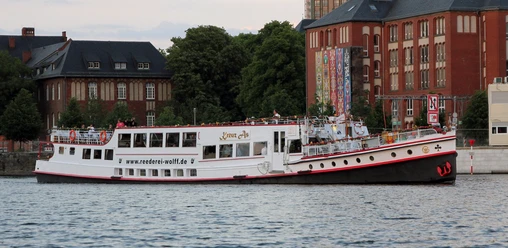 Eventschiff "KREUZ AS"