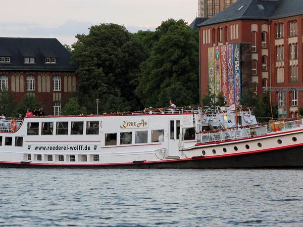 Eventschiff "KREUZ AS"