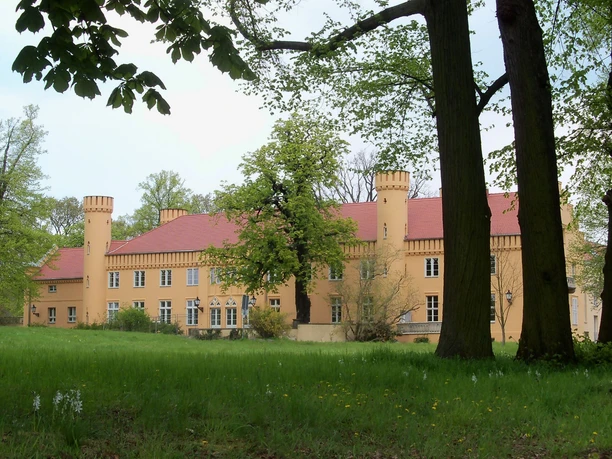 Gutspark Petzow - Schloss