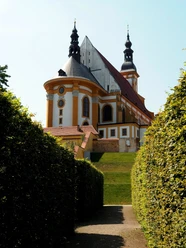 Katholische Stiftskirche des Kloster Neuzelle mit Blick von Osten