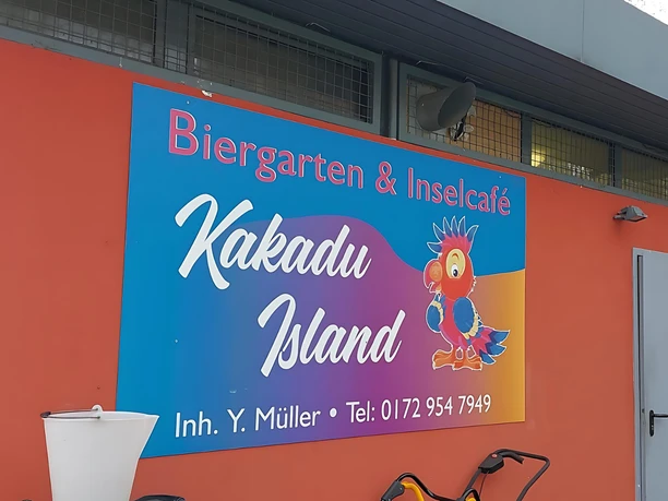 Biergarten und Inselcafé Kakadu Island