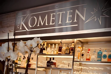 Zum Kometen