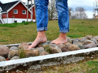 Barfußpfad im Kneipp-Park Wendisch Rietz