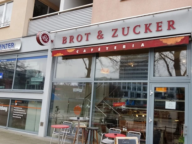 Cafe "Brot & Zucker" von außen