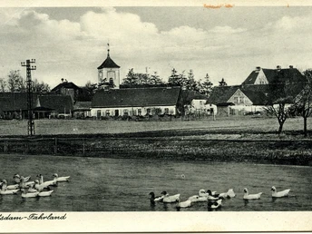 Station 3: Fischerkiez Fahrland (historische Aufnahme)