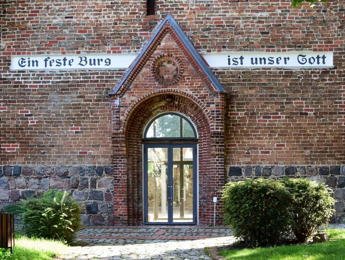 Kirchenruine Podelzig