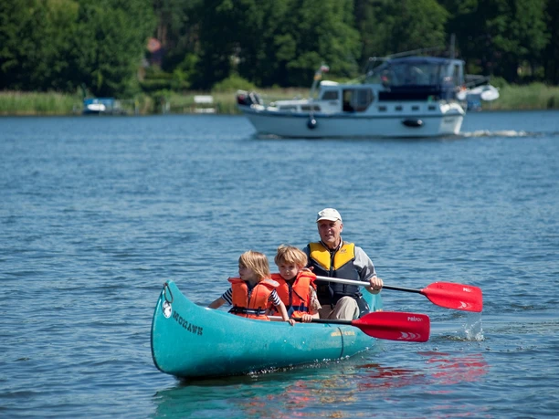 Drei Seenrundfahrt, Kanu