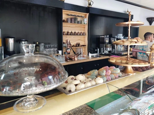 Thresen im Café Al Jasmin in Frankfurt (Oder)