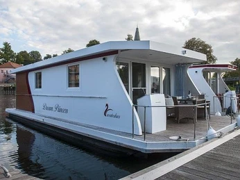 Waterhus Hausbootcharter