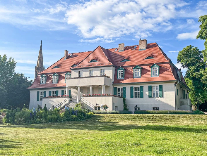 Gutshaus Lietzow Parkseite