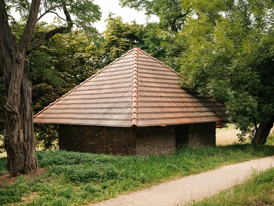 Historischer Eiskeller Paretz