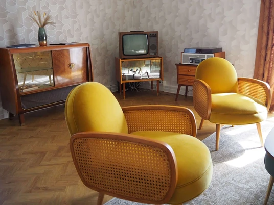 Wohnzimmer in der DDR-Wohnung Eisenhüttenstadt