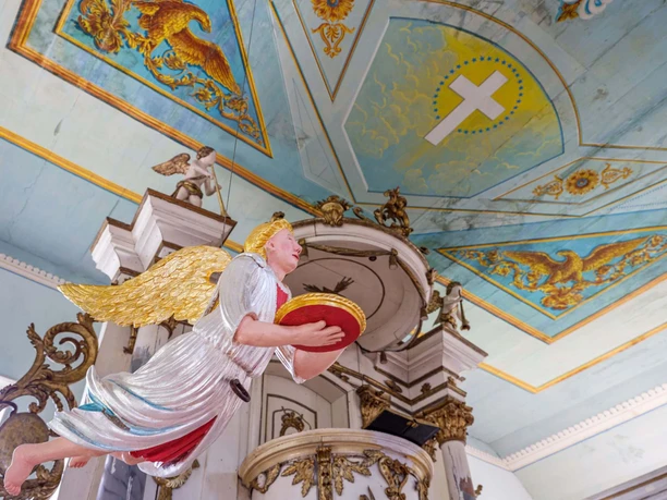 Dorfkirche Altwustrow