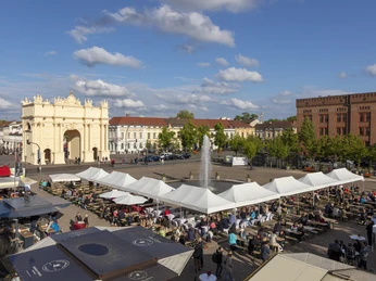 Weinfest auf dem Luisenplatz