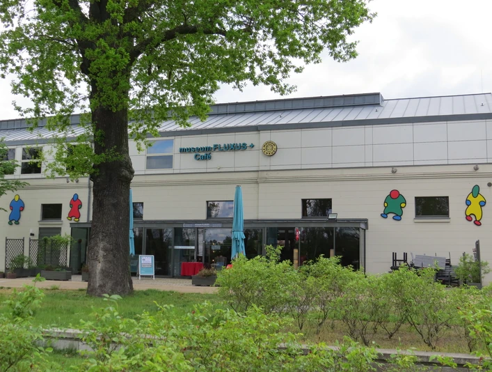 Haupteingang vom museum FLUXUS+