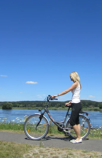 Auf dem Oder-Neiße-Radweg