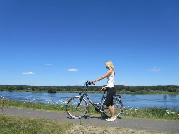 Auf dem Oder-Neiße-Radweg