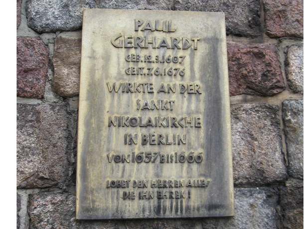 Gedenktafel an der Nikolaikirche in Berlin-Mitte