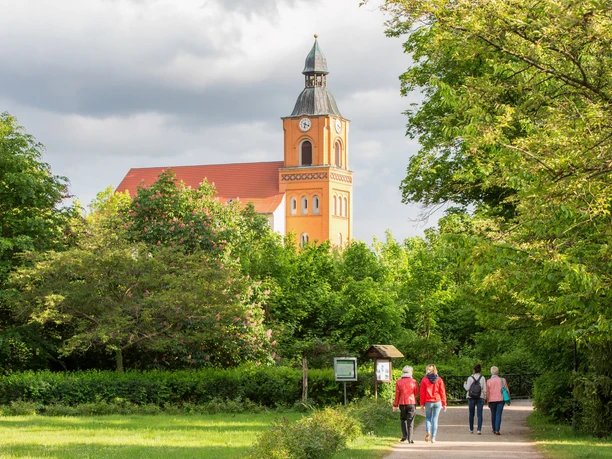 Schlosspark Buckow