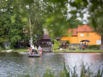 Fahrrad- und Personenfähre Leißnitz