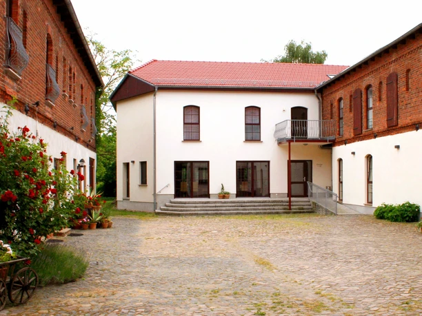 Hotel Landhaus "Heinrichshof" Innenhof