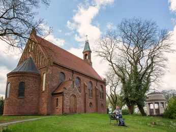 Kirche "Zum guten Hirten" Grünheide