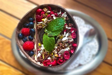 Bowl mit Beeren