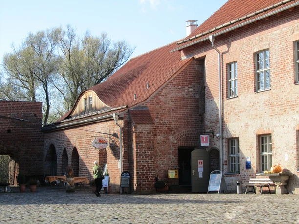 Tourist-Information auf der Burg Storkow (Mark)