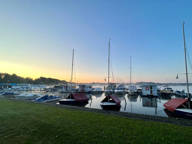 SaarowMarina Freilichtbühne, Fontanepark & Cecilienpark