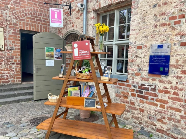 Tourist-Information auf der Burg Storkow (Mark)