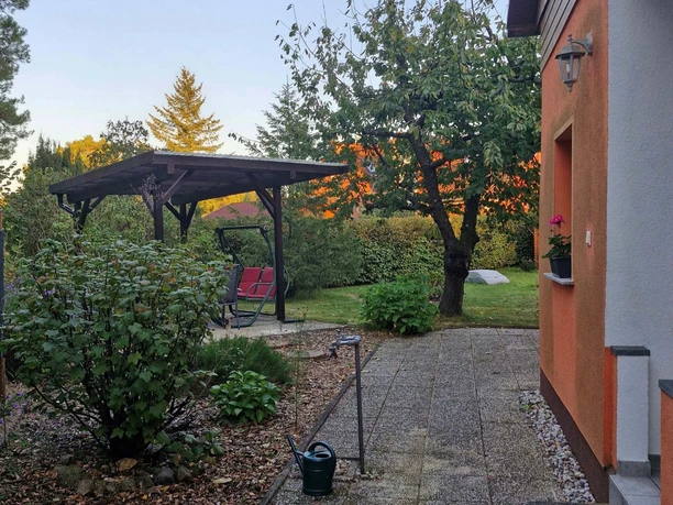 Garten hinter dem Ferienhaus