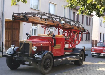 Museum für Feuerwehr und Technik Eisenhüttenstadt - Feuerwehr-Drehleiter DL19