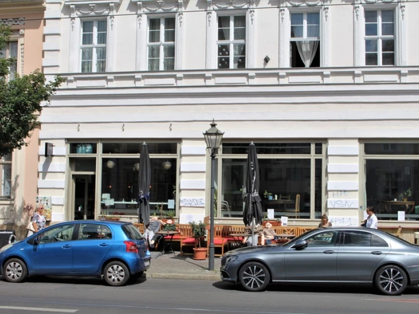 11-line Galerie und Caffe-Bar