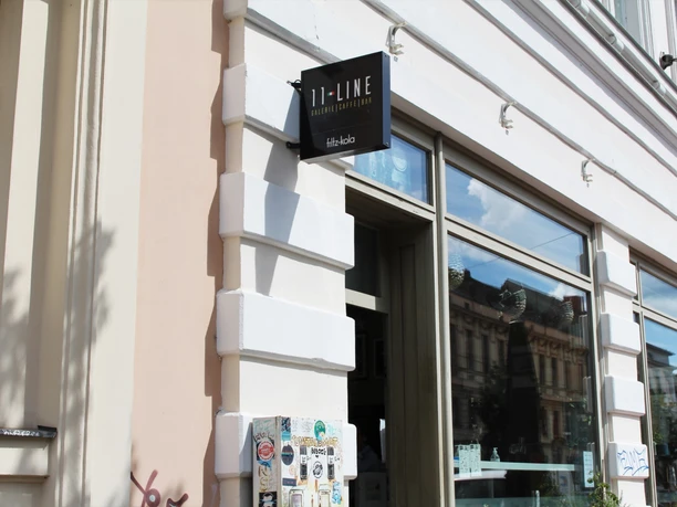 11-line Galerie und Caffe-Bar