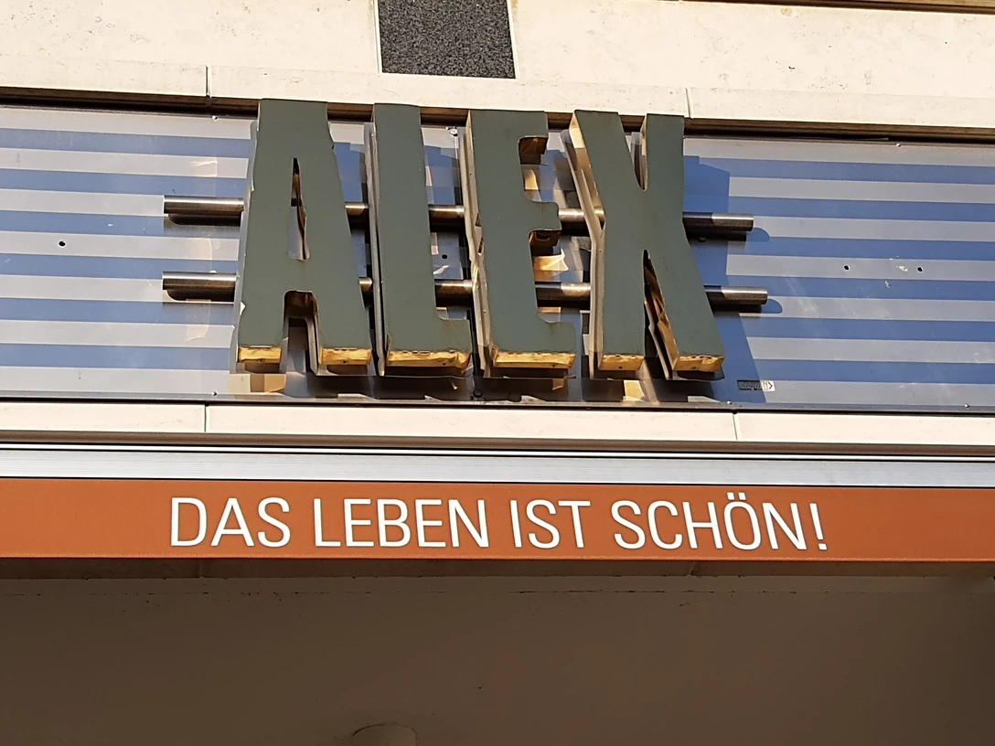 Alex Das Leben ist schön