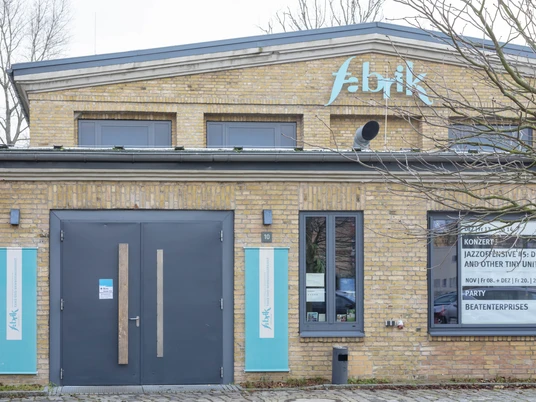 fabrik Potsdam Maschinenhalle